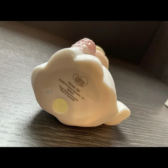 Precious moments - Picture 2 of 4